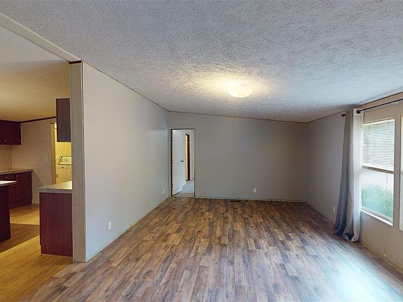 2nd image of 601 Treeside Dr