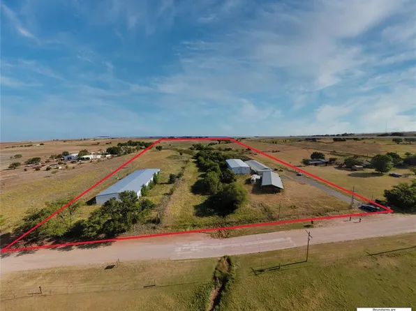 19967 E 1070th Rd, Elk City, OK 73644