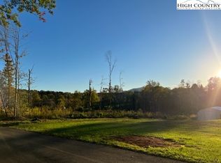 Smith Dixon Rd, Crumpler, NC 28617