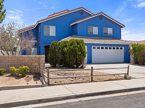 3rd image of 14485 Fontaine Way