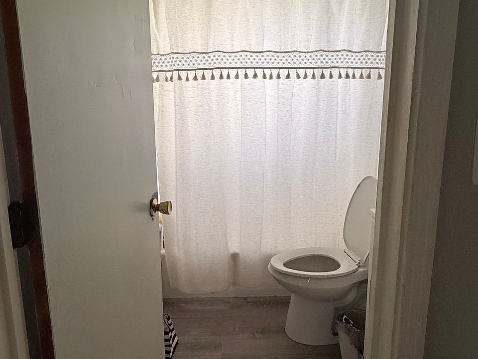 1st image of 1503 Brown St