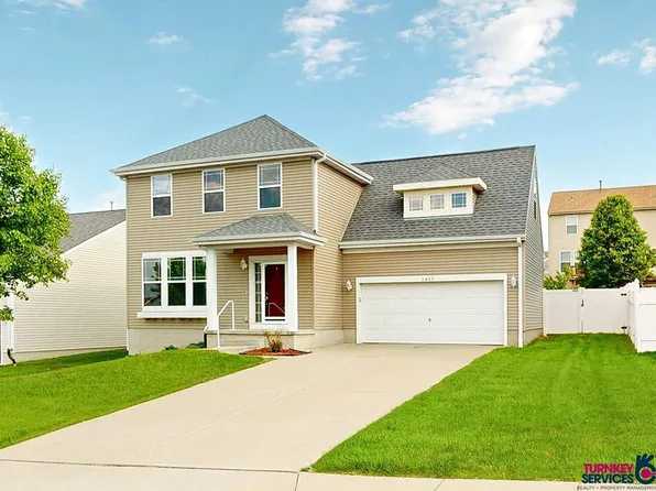 6453 Michael Dr, Omaha, NE 68157