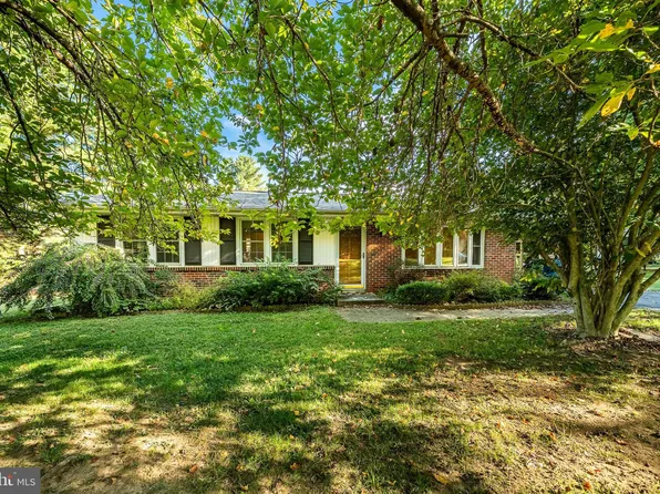 1702 W Street Rd, West Chester, PA 19382