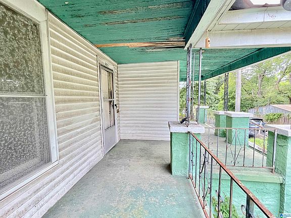4th image of 525 62nd St S