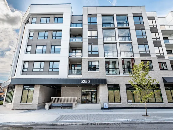 3250 Carding Mill Trl #308, Oakville, ON L6M 0Z5