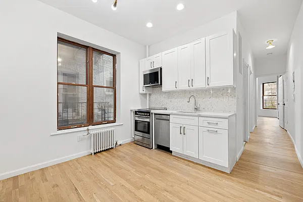 Rented by J PRESTON AND ASSOCIATES INC | media 1