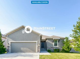 203 NE Kim Ct, Grain Valley, MO 64029