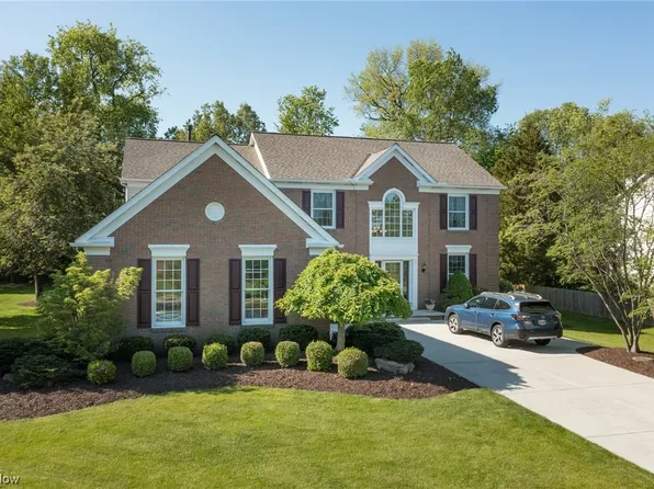 434 Adelle Dr, Northfield, OH 44067