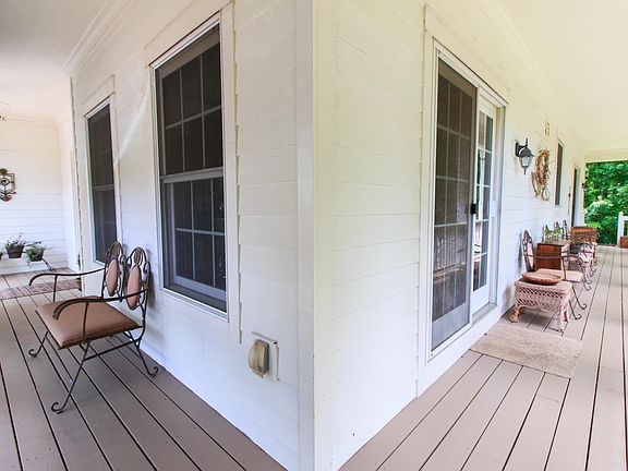 5th image of 150 Timber Creek Ct W