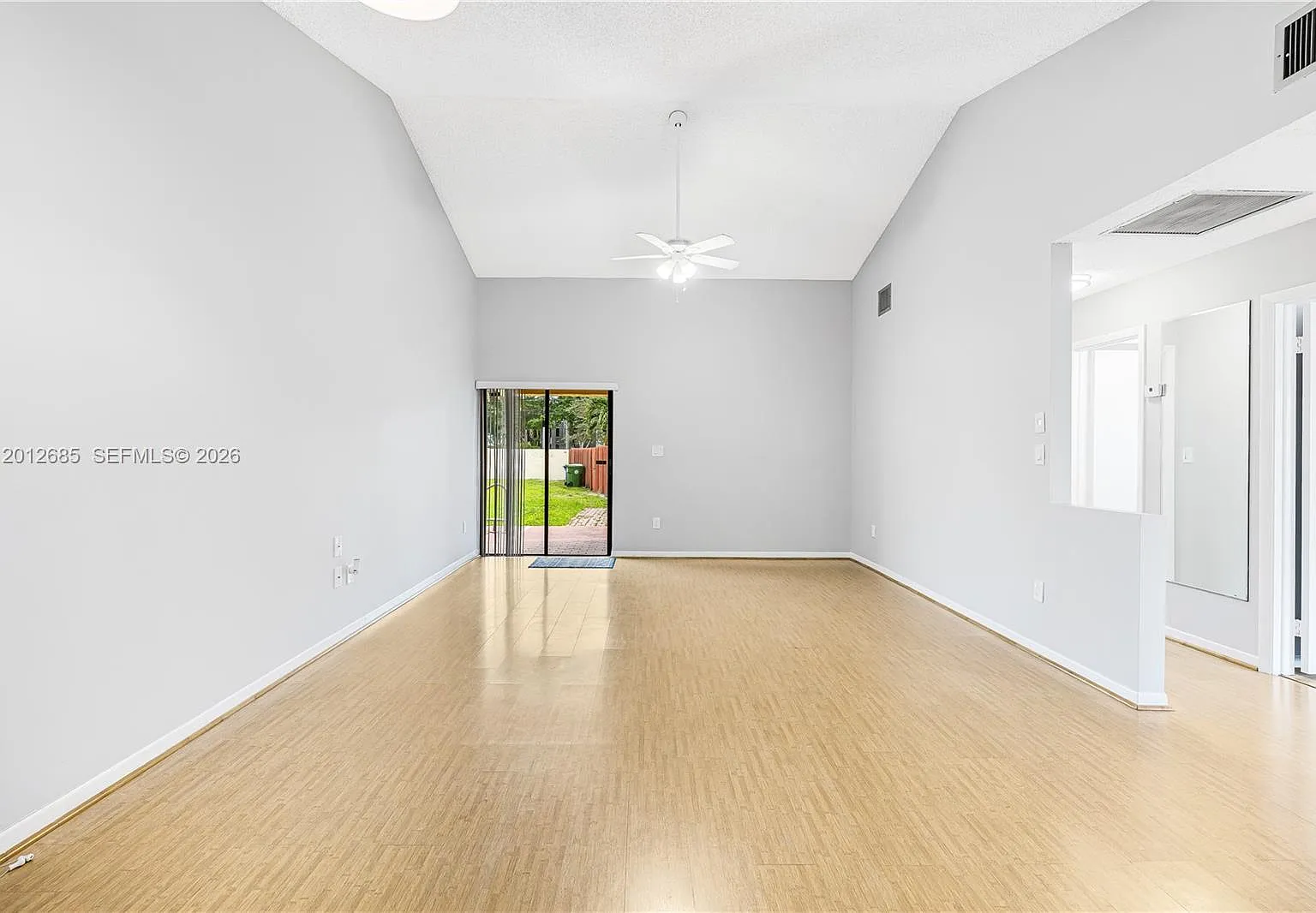 Pembroke Lakes South — Photo 4