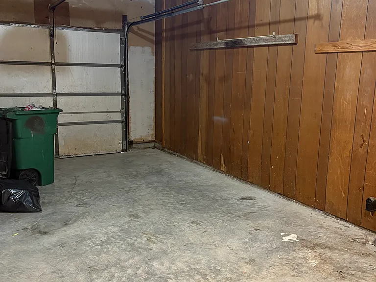 508 NW Obrien Rd — Photo 25