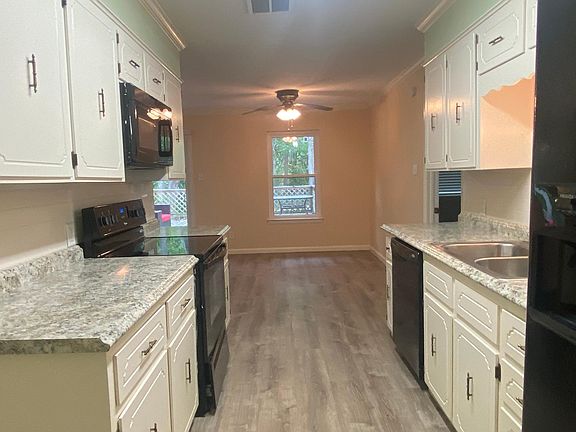 4th image of 3592 Centennial Dr