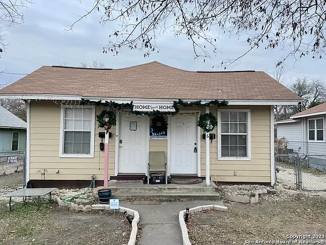 1524 W Craig Pl — Photo 1