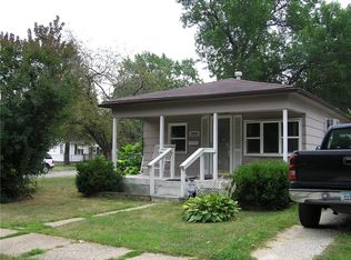 2555 Garfield Ave, Des Moines, IA 50317