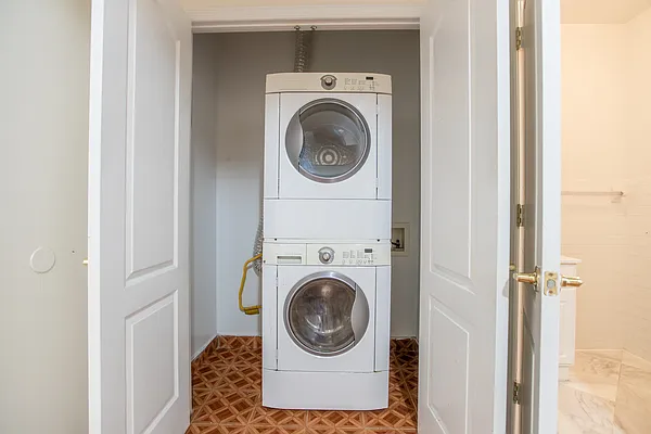 Rented by Key City Capital Inc | media 20