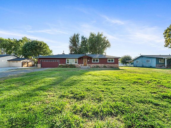 3rd image of 5824 Green Acres Dr