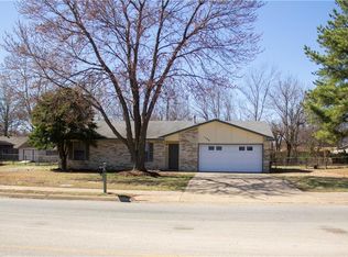 1106 N 24th St, Rogers, AR 72756
