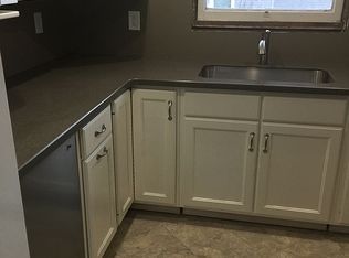 206 E North St, Kansas, IL 61933