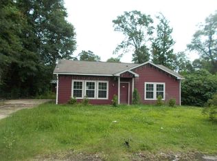 215 Davis Ln, Silsbee, TX 77656