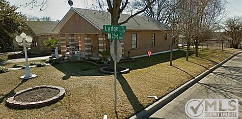 3rd image of 2823 NW 22nd St