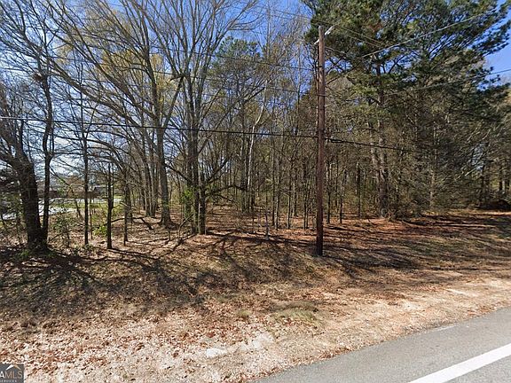 2nd image of 4405 Lawrenceville Rd