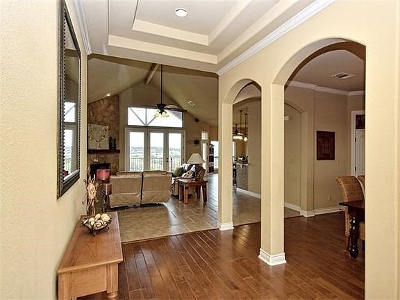5th image of 226 Hudson Ln