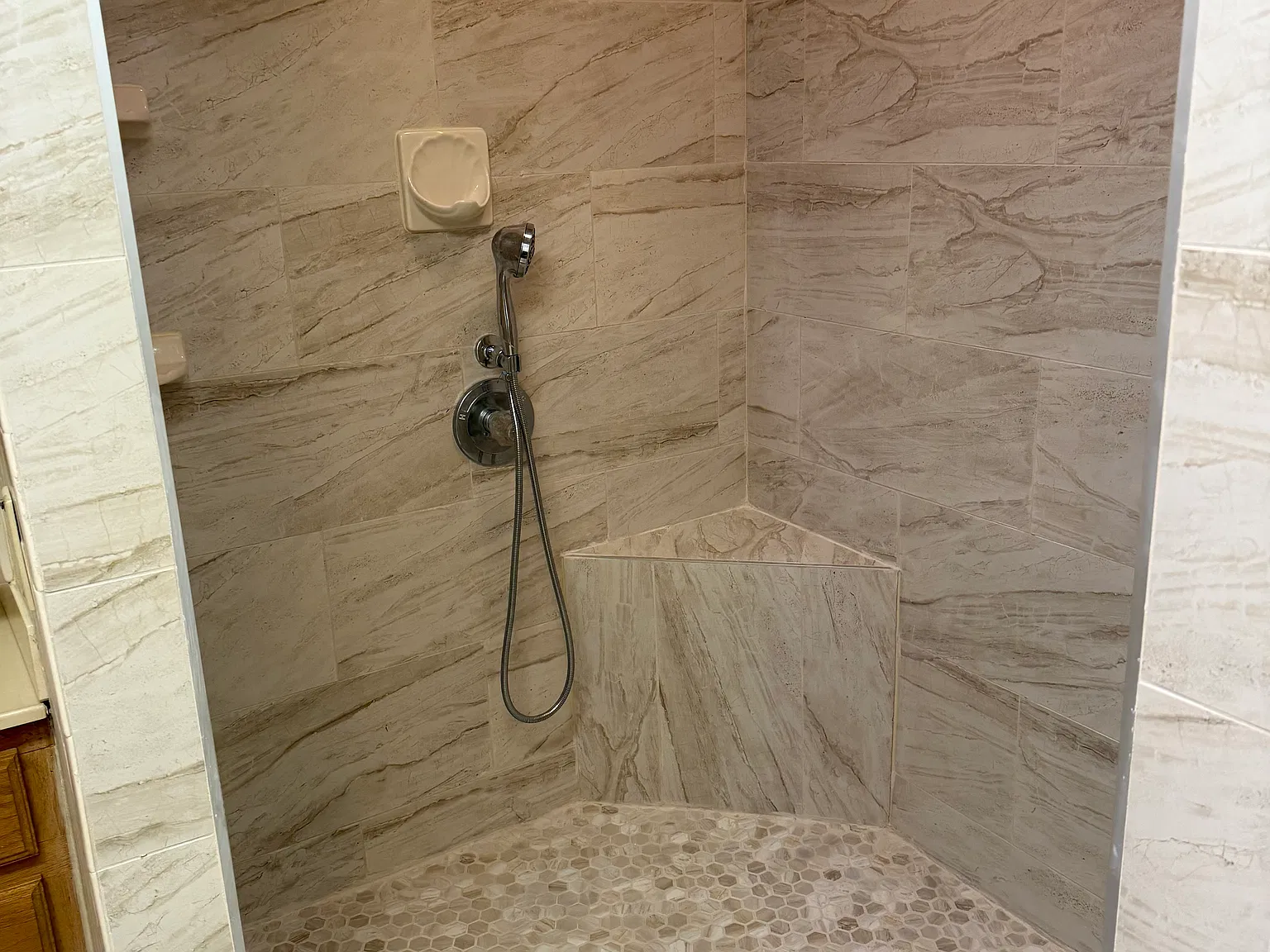 4 bed, 2100 sqft, $1,600 — Photo 4
