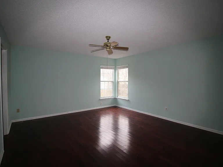 108 Foscoe Ln — Photo 37