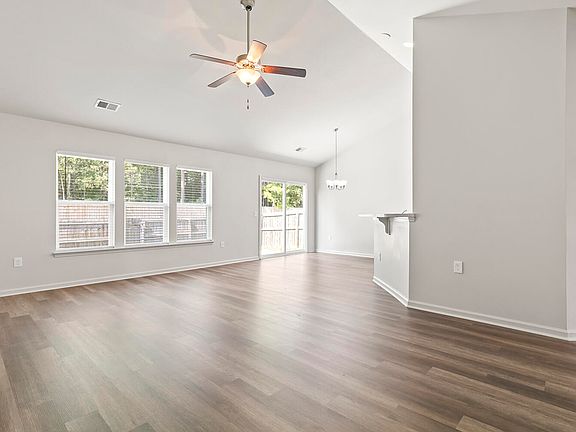 5th image of 7743 Desoto Dr