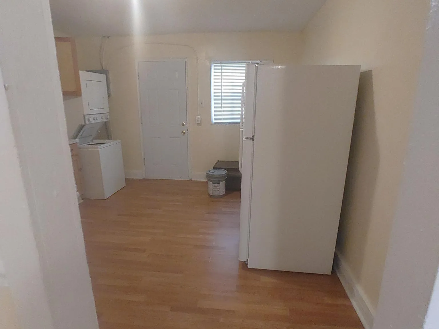 2 bed, 700 sqft, $700 — Photo 3