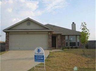 8021 Marielle Cir, Dallas, TX 75232