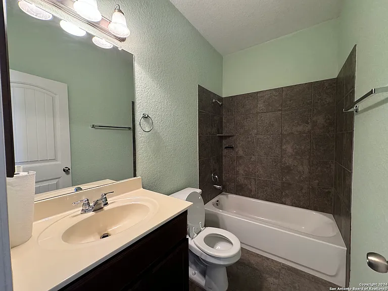 9634 Legislation Dr — Photo 7