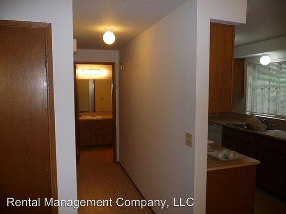 3rd image of 7525 67th Ave NE #2