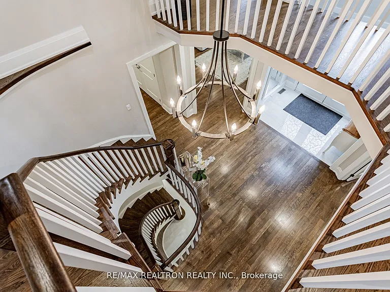442 Mill St — Photo 11
