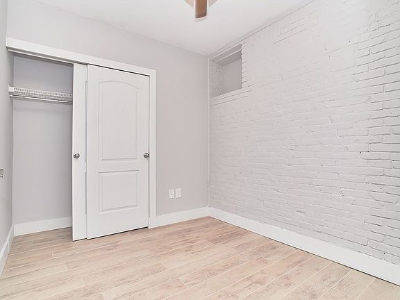 5th image of 450 W 46th St APT 3FW