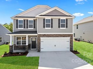 2111 Eastway Dr, Dallas, NC 28034