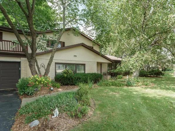 1408 Country Club LANE, Watertown, WI 53098
