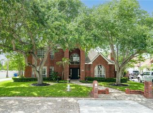 3535 Plazas Del Lago Dr, Edinburg, TX 78539