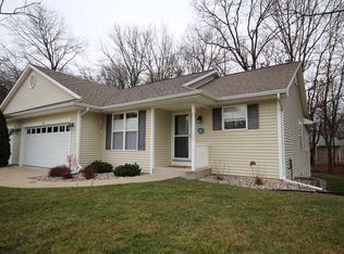 9655 Palmetto Ct, Portage, MI 49002