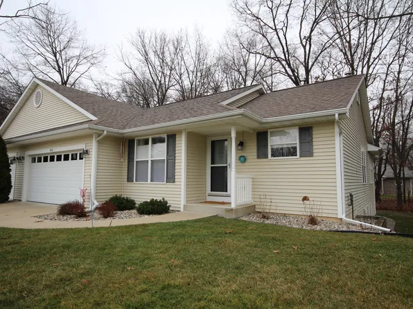 9655 Palmetto Ct, Portage, MI 49002