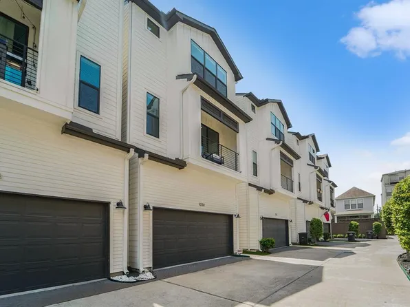 1030 W 15th 1/2 St, Houston, TX 77008
