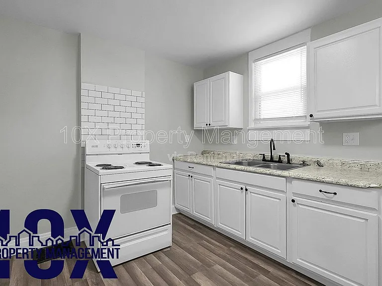 864 Fairwood Ave — Photo 12