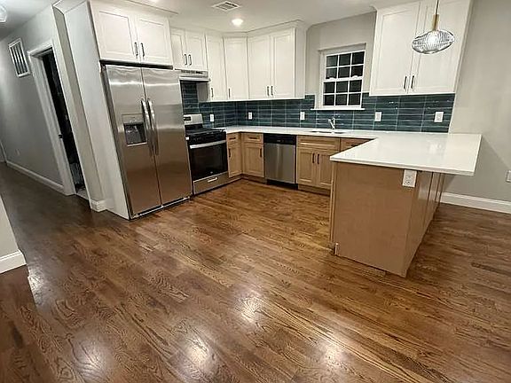 3rd image of 30 Delavan Pl #2