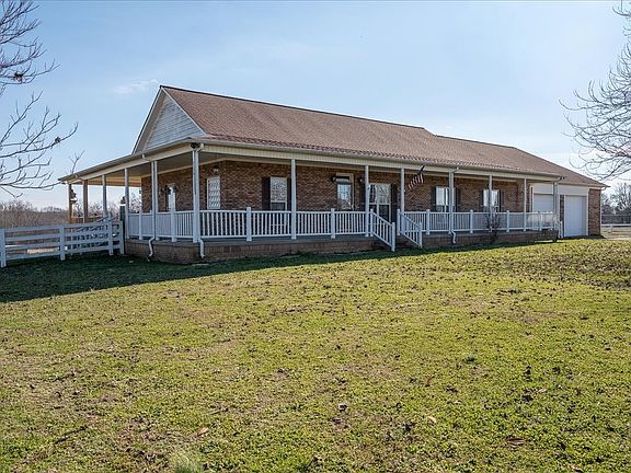 3rd image of 158 Big Springs Rd