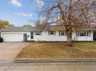 906 Poplar St, La Porte City, IA 50651