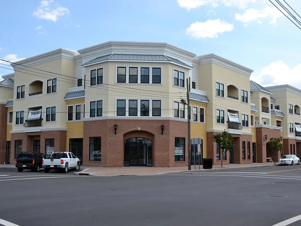 8th and Main Street