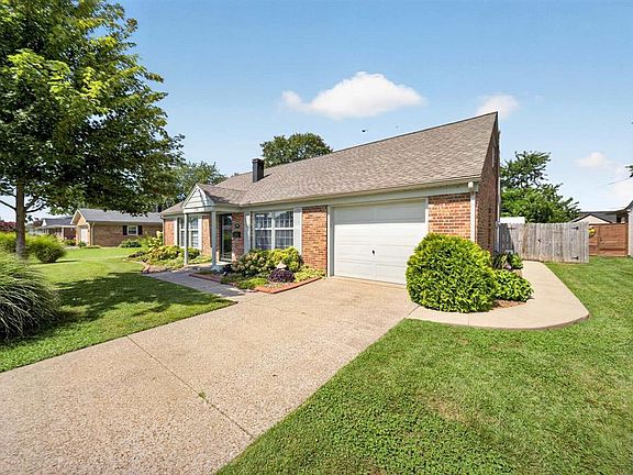 2nd image of 2516 Lawrin Ct
