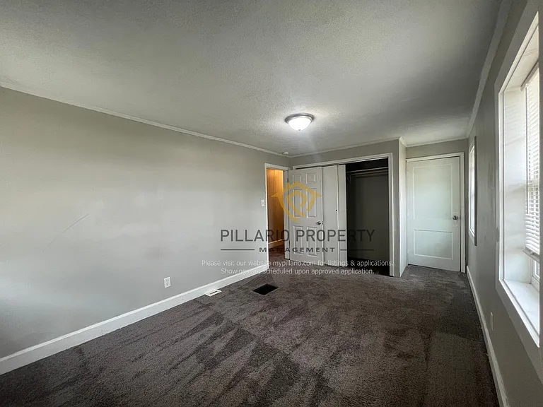 619 N Sherman Dr — Photo 9