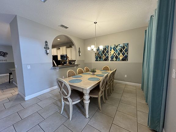 4th image of 5294 Wildwood Way #1
