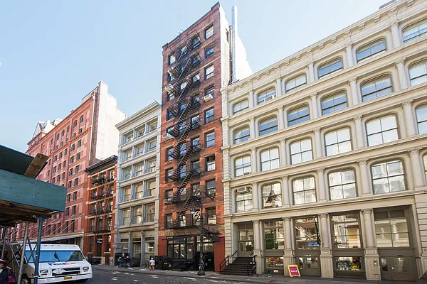 Sold by Nest Seekers International | media 9